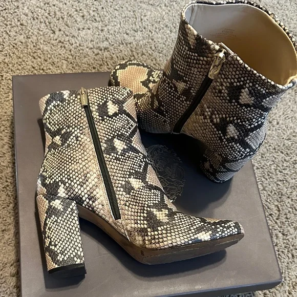 Vince Camuto Diannia Snake Print Ankle Boots - Picture 5 of 6